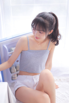 三块广告牌
